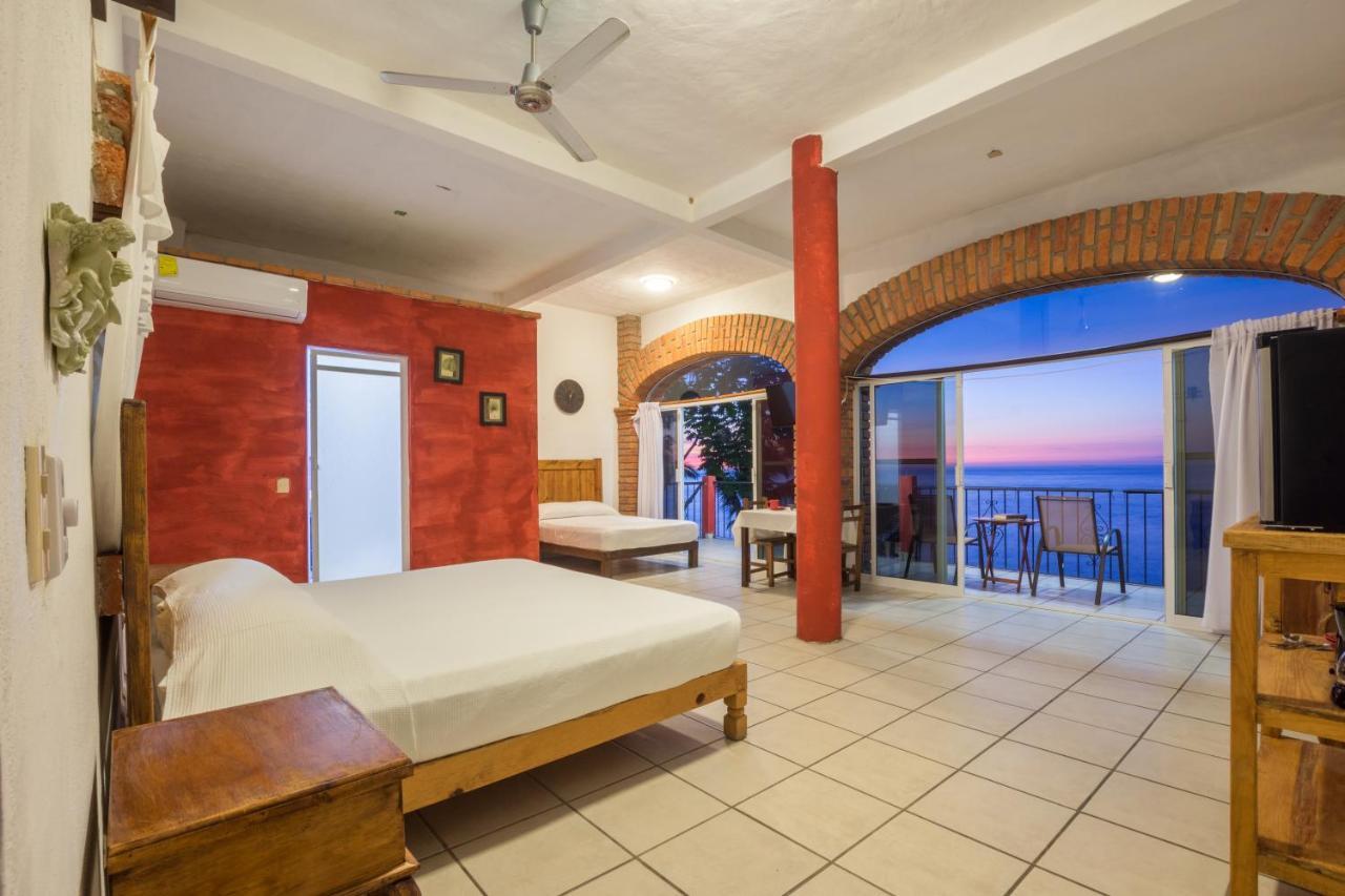 Traditional Sierra Leon Oceanfront Rooms - Adults Only Puerto Vallarta Exterior foto